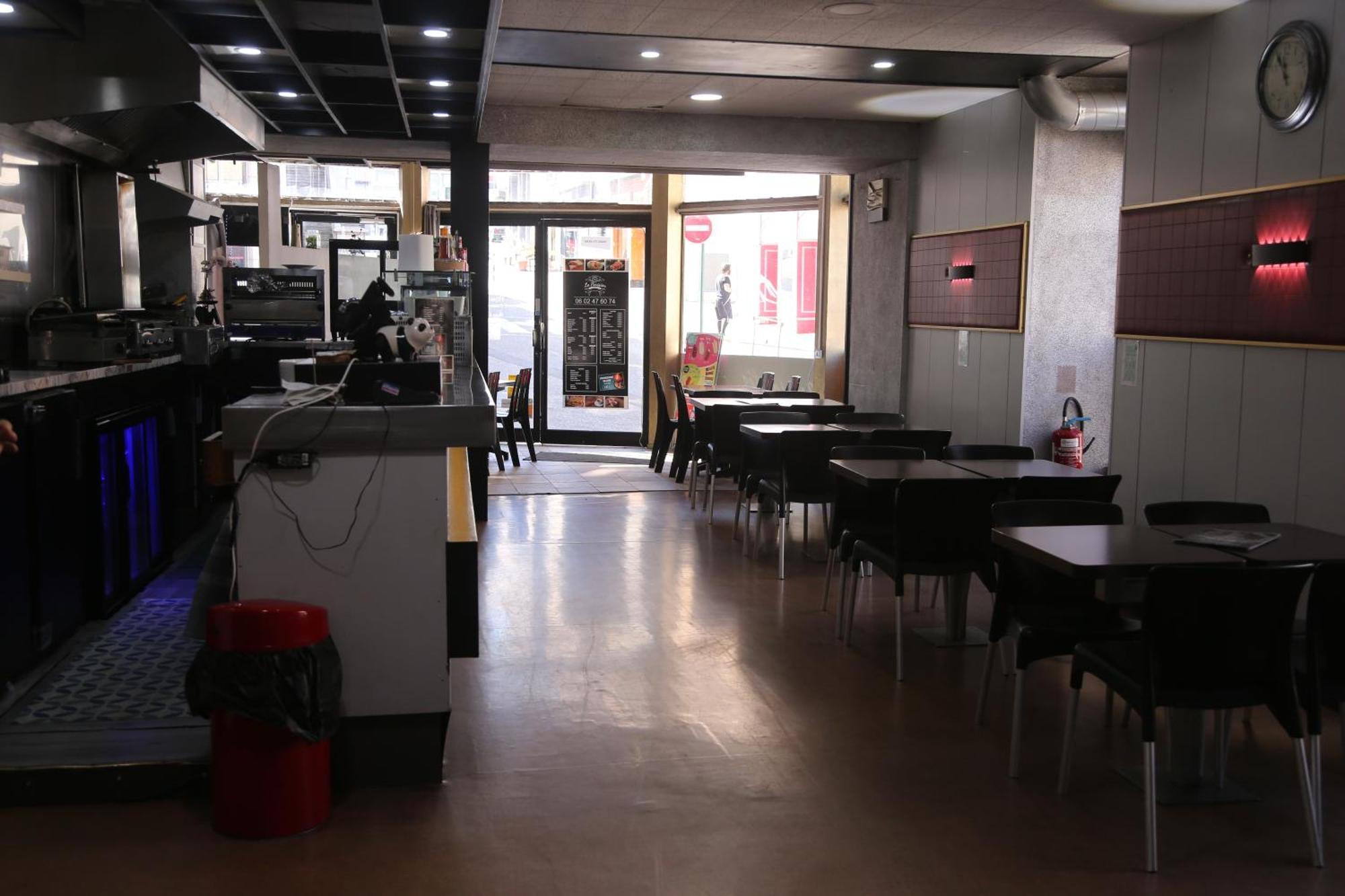 Hotel Restaurant Le Parisien Лурд Экстерьер фото