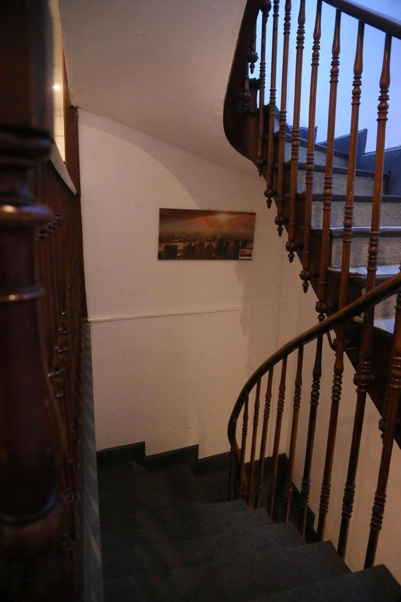 Hotel Restaurant Le Parisien Лурд Экстерьер фото