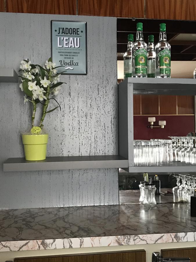 Hotel Restaurant Le Parisien Лурд Экстерьер фото