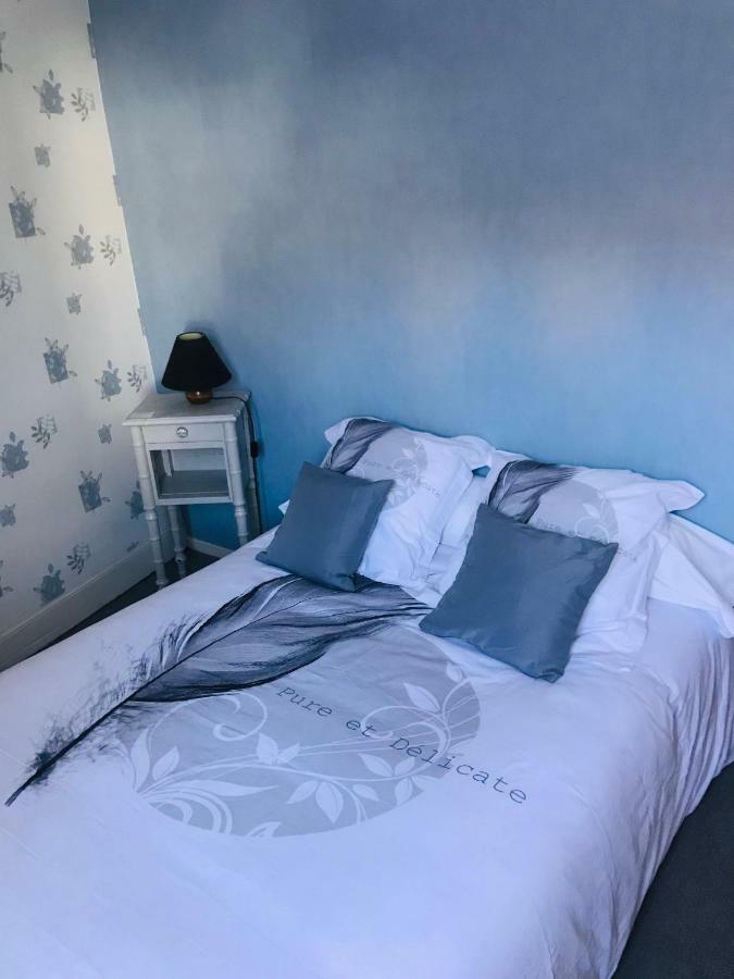 Hotel Restaurant Le Parisien Лурд Экстерьер фото